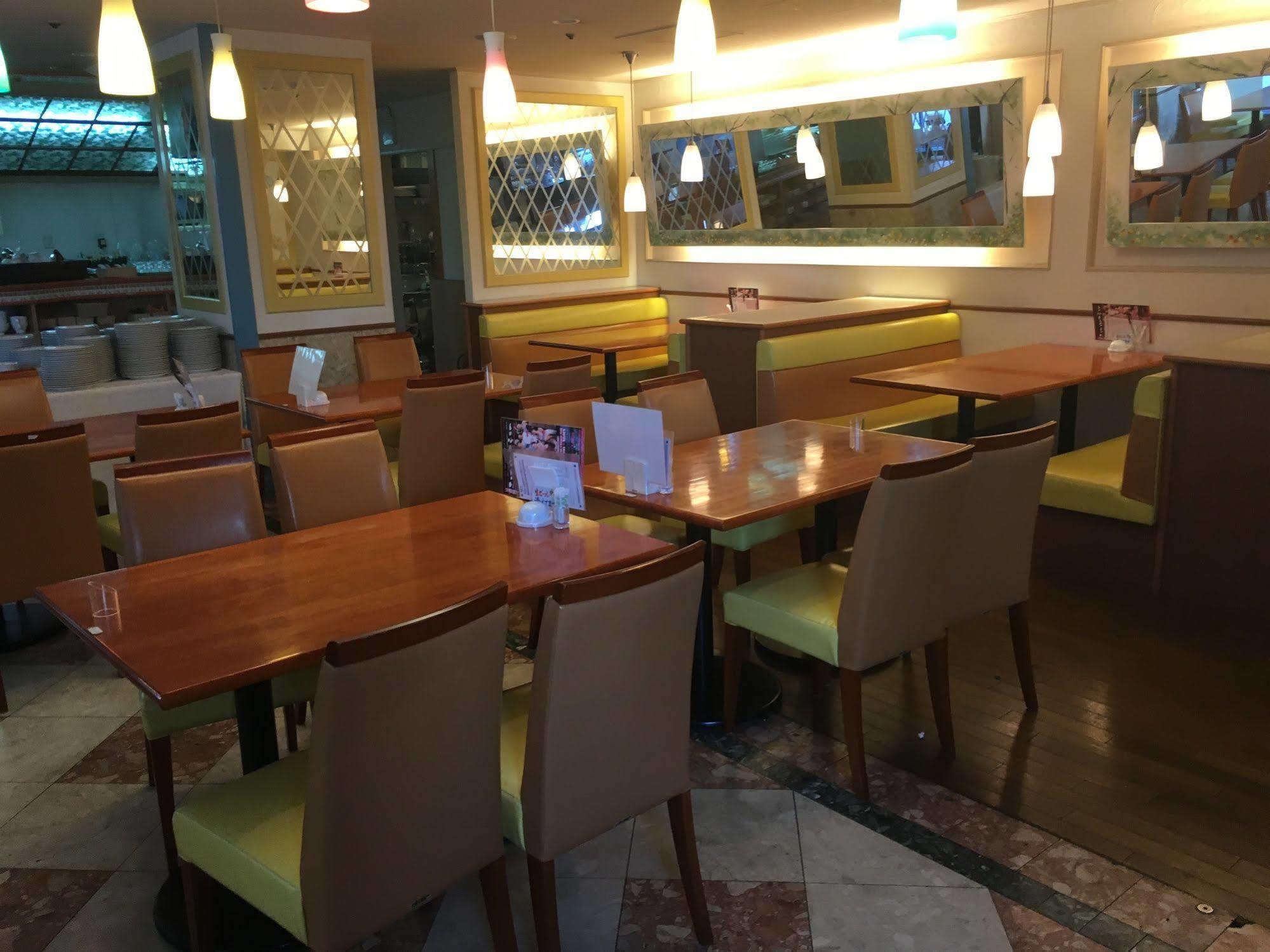 더 고템바칸 외부 사진